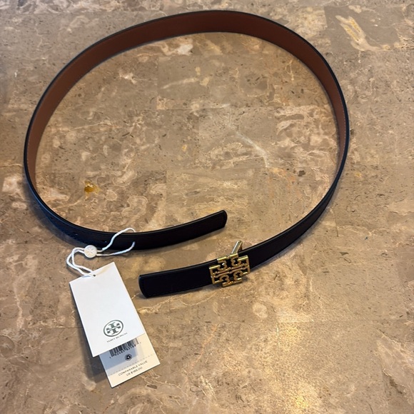 Tory Burch Britten Logo Black Tan with Gold Hardware Reversible Women's Belt - Picture 3 of 9